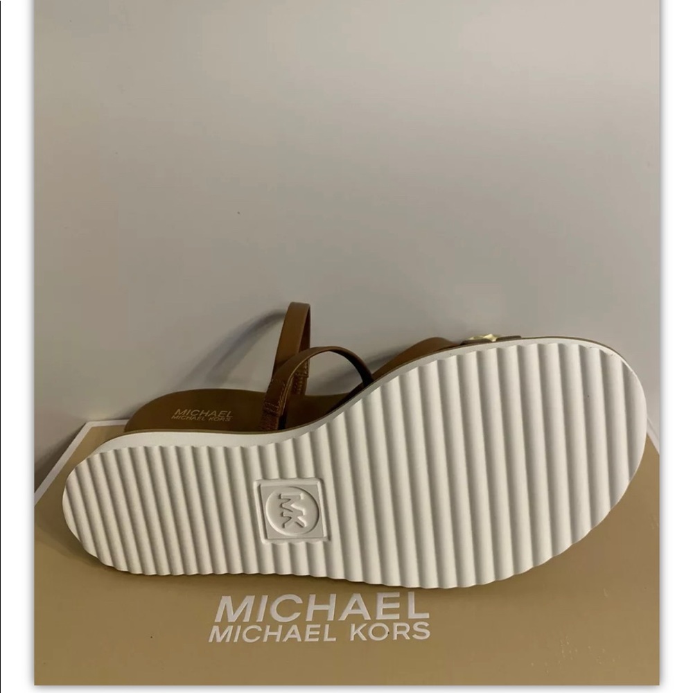 Brand New Michael Kors Letty Toe Ring Sandals - Picture 6 of 11